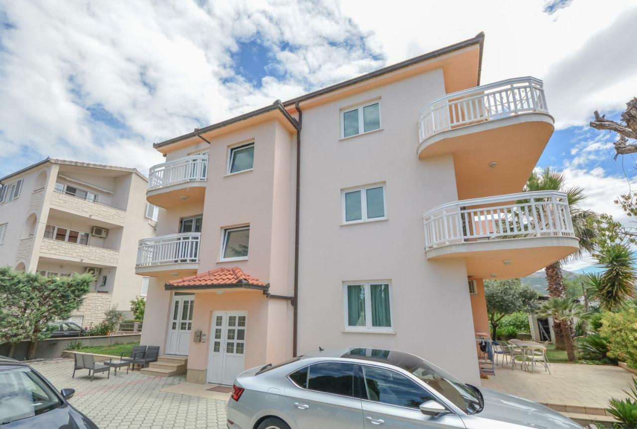 Apartments Lupe สปลิท ภายนอก รูปภาพ