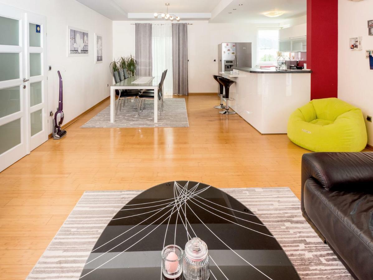 Apartments Lupe สปลิท ภายนอก รูปภาพ